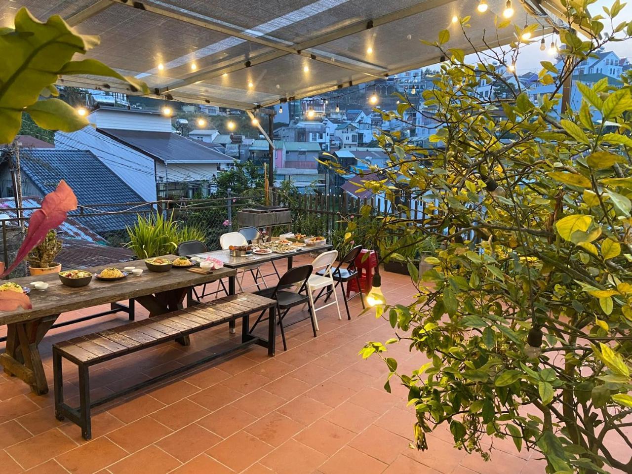 La Nha Homestay ダラット エクステリア 写真